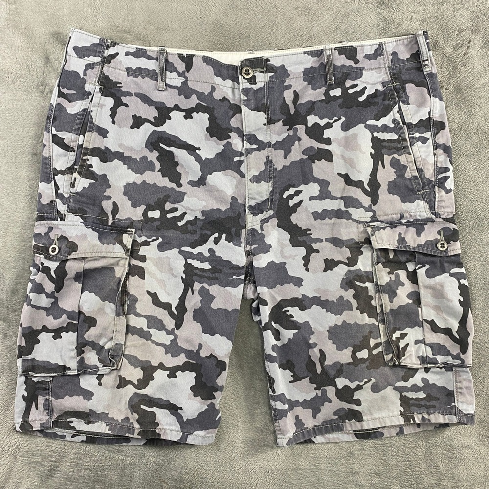 Levis Cargo Shorts Mens 42 Gray Camo Relaxed Fit Cotton Utility